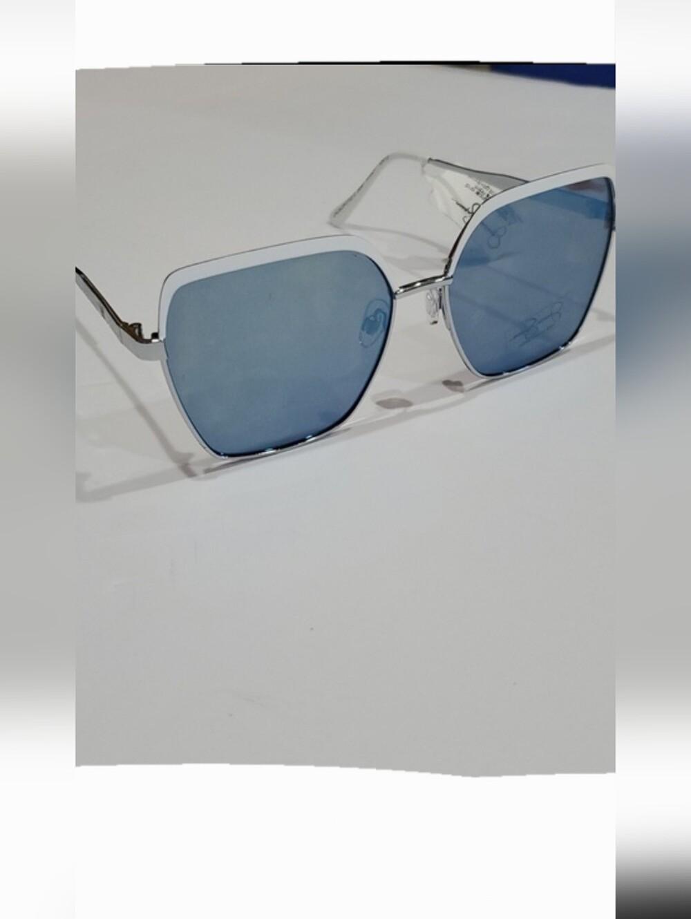 Jessica Simpson J6361 white silver metal frame blue‎ lenses oversized sunglasses